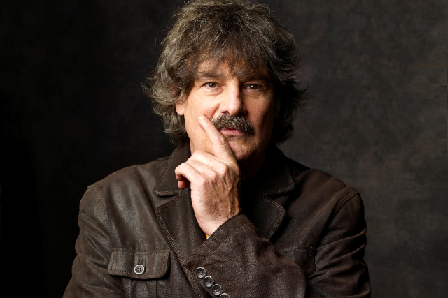 Burton Cummings Tour